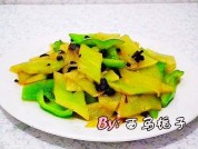 豆豉尖椒莴笋的做法