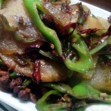 回锅味炒笋片的做法 回锅味炒笋片的做法