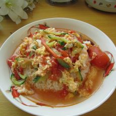 西红柿浇饭的做法 西红柿浇饭的做法