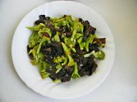 木耳西兰花的做法