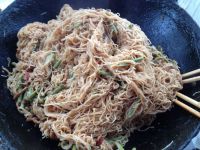 豆角肉丝蒸卤面的做法