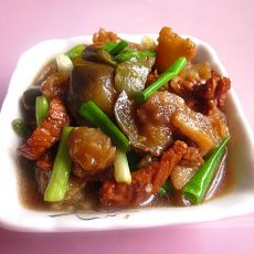 蚝油里脊炖茄子的做法 蚝油里脊炖茄子的做法