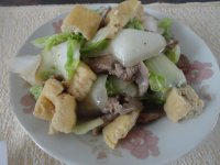 白菜炒豆腐泡的做法