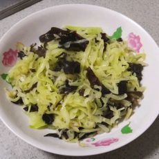 莴笋木耳丝的做法