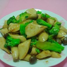 蚝皇兰花鸡腿菇的做法 蚝皇兰花鸡腿菇的做法