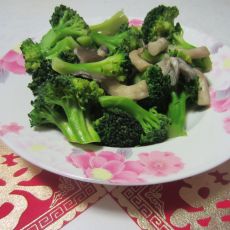 西兰花鸡腿菇的做法