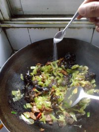 青笋肉片的做法