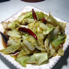 椒香圆白菜的做法