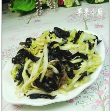 醋溜木耳白菜丝的做法