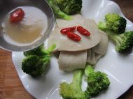 鲍汁蒸杏鲍菇的做法