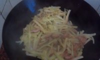 醋溜白菜杆的做法