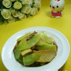 香干里脊肉炒莴笋的做法 香干里脊肉炒莴笋的做法