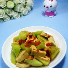 素鸡拌莴笋的做法 素鸡拌莴笋的做法