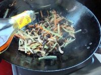 三丝炒肉的做法