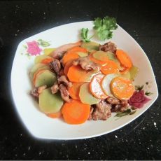 甘莴笋炒肉片的做法 甘莴笋炒肉片的做法