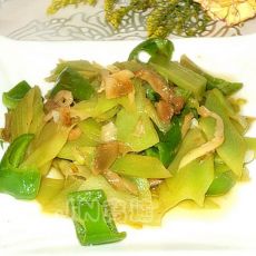 榨菜炒莴笋的做法 榨菜炒莴笋的做法
