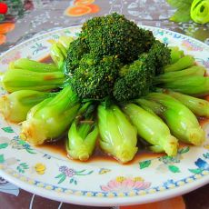 卤水浇青菜的做法 卤水浇青菜的做法