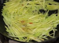 酸辣莴笋丝的做法