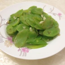 蒜香莴笋片的做法