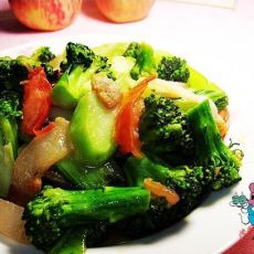 咸肉炒西兰花的做法