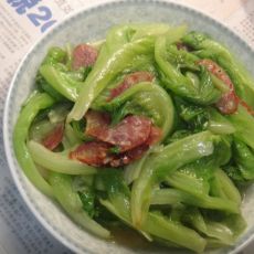 腊肠炒生菜的做法 腊肠炒生菜的做法