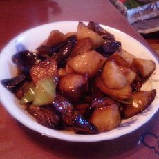 蒜烧土豆山药茄子块的做法 蒜烧土豆山药茄子块的做法