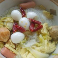 煲鹌鹑鱼丸粉丝的做法