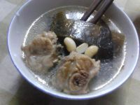 排骨黄豆海带汤的做法