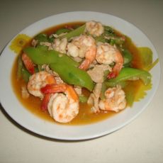 肉片虾球炒丝瓜的做法 肉片虾球炒丝瓜的做法