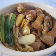 鹌鹑蛋烧肉的做法 鹌鹑蛋烧肉的做法