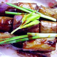 香煎豆瓣茄子的做法 香煎豆瓣茄子的做法