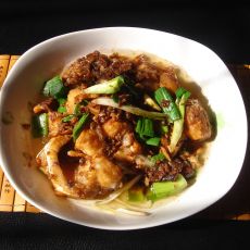 青蒜烧鱼块的做法 青蒜烧鱼块的做法