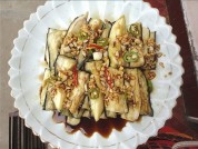 蒸蒜香茄子的做法
