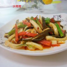 芹菜烤肠海带丝的做法 芹菜烤肠海带丝的做法