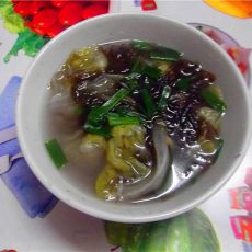 西生菜滚紫菜汤的做法 西生菜滚紫菜汤的做法