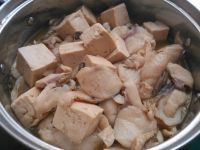 豆腐炖鱼的做法