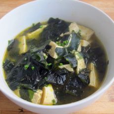 海带豆腐汤的做法 海带豆腐汤的做法