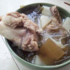 海带萝卜大骨汤的做法 海带萝卜大骨汤的做法