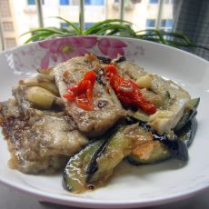 带鱼烧茄子的做法 带鱼烧茄子的做法