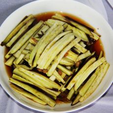 肉丝蒸茄子的做法 肉丝蒸茄子的做法