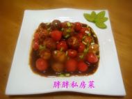红烧圣女果鹌鹑蛋的做法