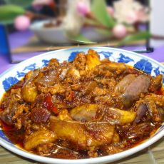 豆瓣酱烩茄子的做法