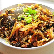 焖锅茄子的做法 焖锅茄子的做法