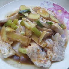 清蒸野生草鱼鱼腩的做法 清蒸野生草鱼鱼腩的做法
