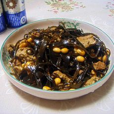 肉片熬海带黄豆冻豆腐的做法 肉片熬海带黄豆冻豆腐的做法