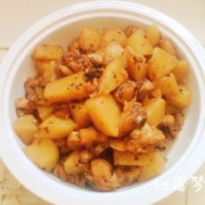 鸡翅炖土豆的做法 鸡翅炖土豆的做法