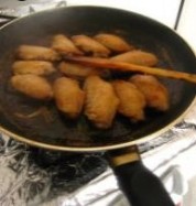 小酌经典菜——啤酒鸡翅的做法