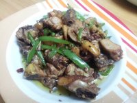 青椒炒鸡块的做法