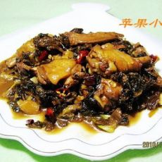 梅菜炒鸡的做法 梅菜炒鸡的做法