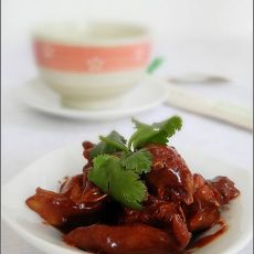 腐乳烧鸡翅的做法